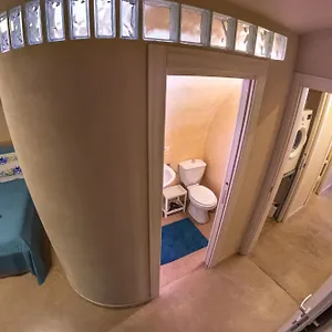 Casa Della Palma , Aeroporto di Catania Fontana Rossa Italia