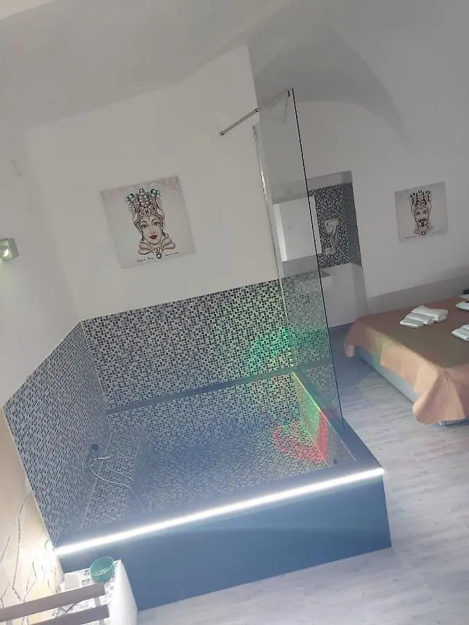 Moro Rooms Katánie 0*, CTA Itálie